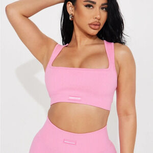 FASHION NOVA‎ Effortless Orpheus Ribbed Seamless Bra Top in Bubblegum